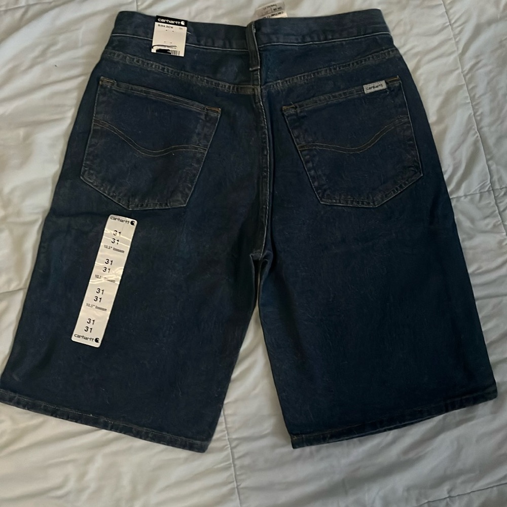 - Carhartt Jean shorts.
